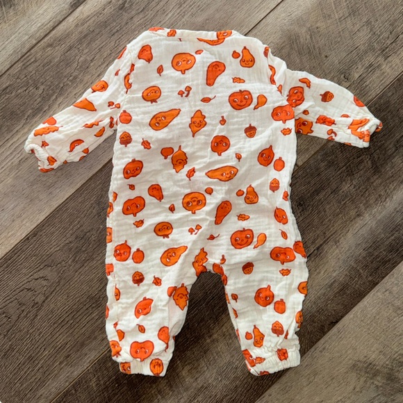 Limited Edition Orange Pumpkin Gourd Button Up Romper Baby 0-3 Long Sleeve Fall - Picture 7 of 8